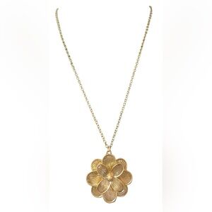 NWT Pomina Gold Flower Pendant Necklace